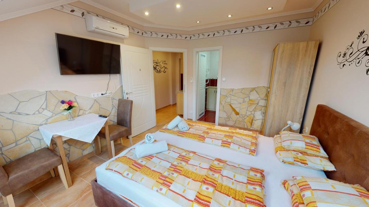 Cristian Apartman Hajdúszoboszló Exteriör bild