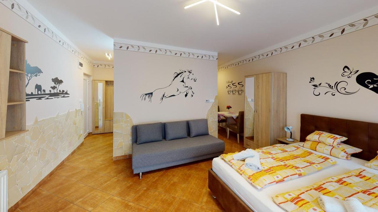 Cristian Apartman Hajdúszoboszló Exteriör bild