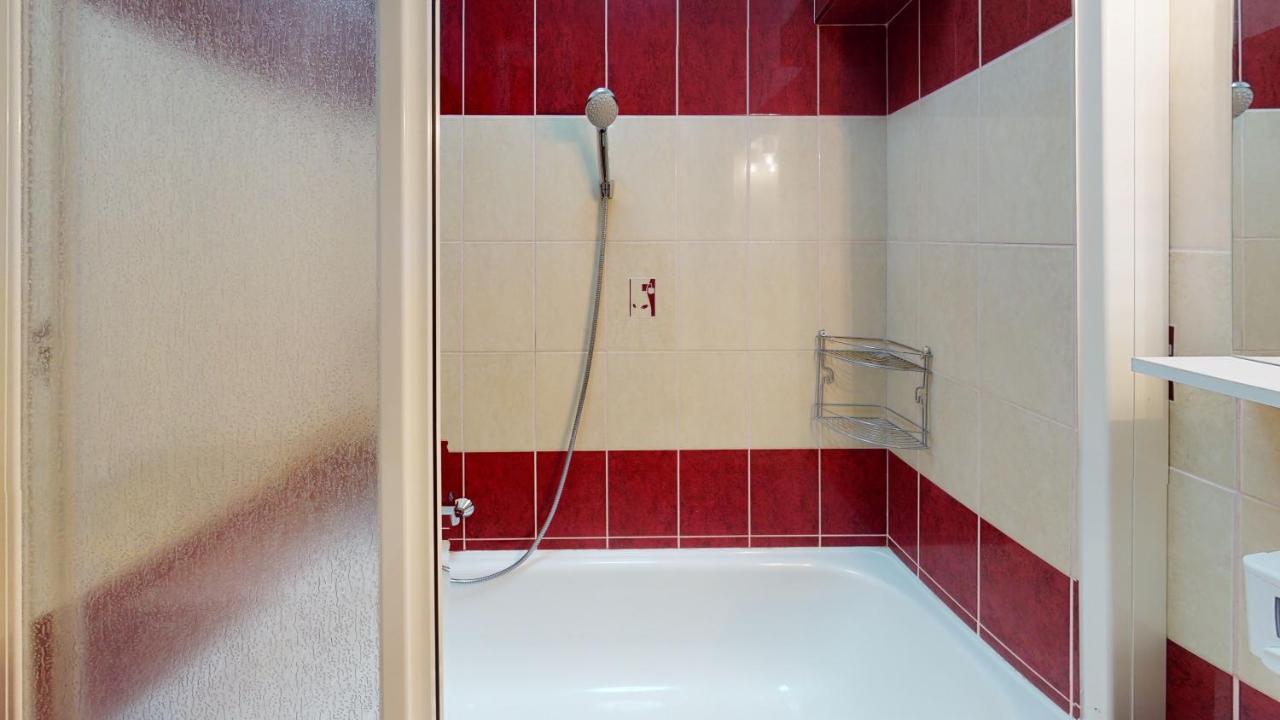 Cristian Apartman Hajdúszoboszló Exteriör bild
