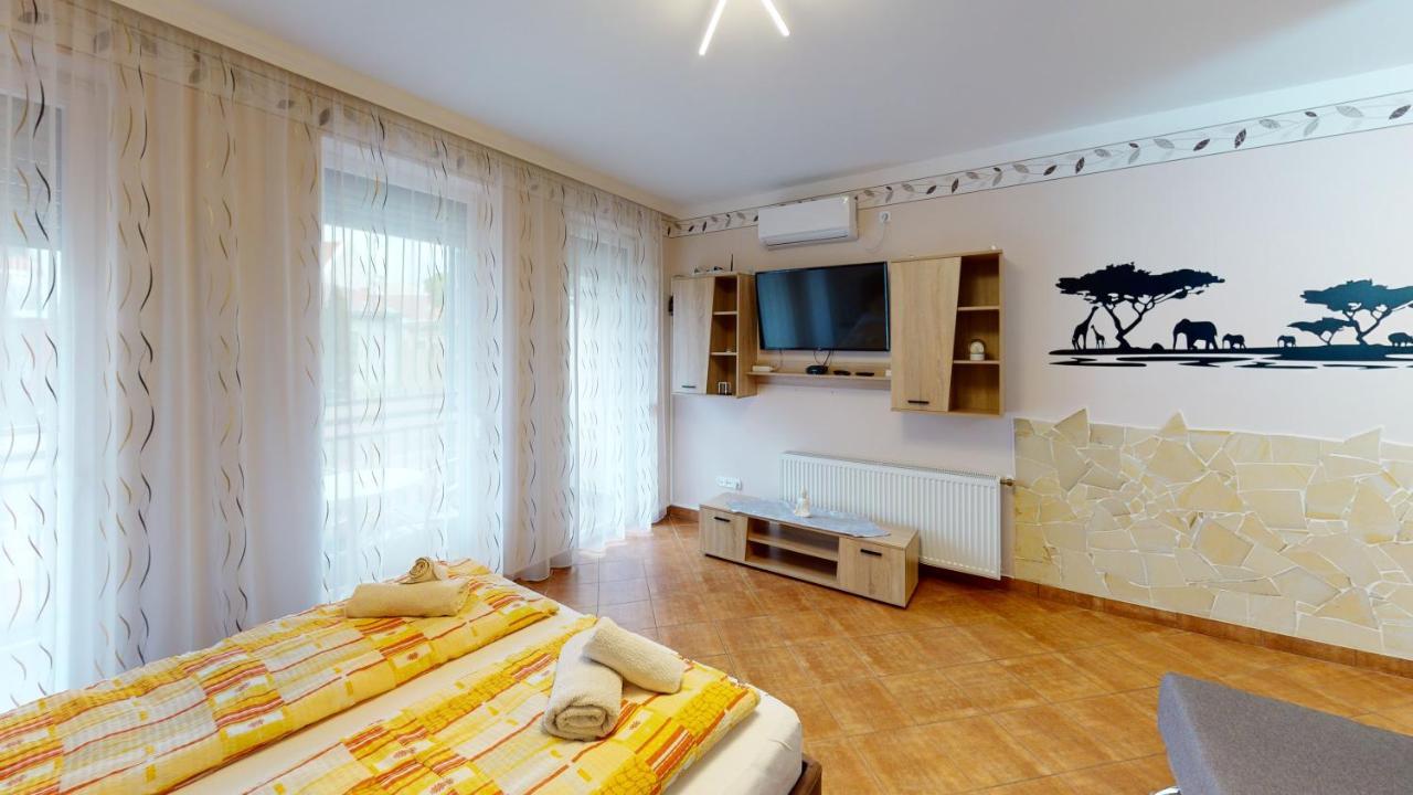 Cristian Apartman Hajdúszoboszló Exteriör bild
